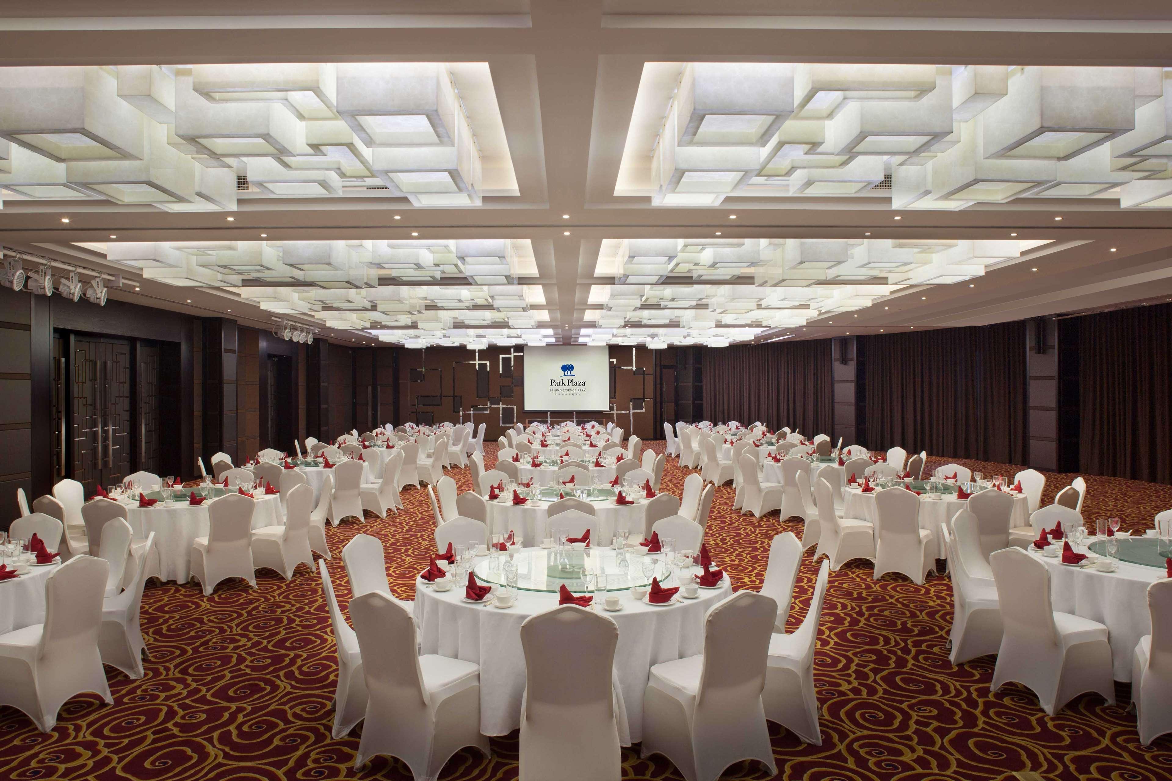 Park Plaza Beijing Science Park Hotel Bagian luar foto